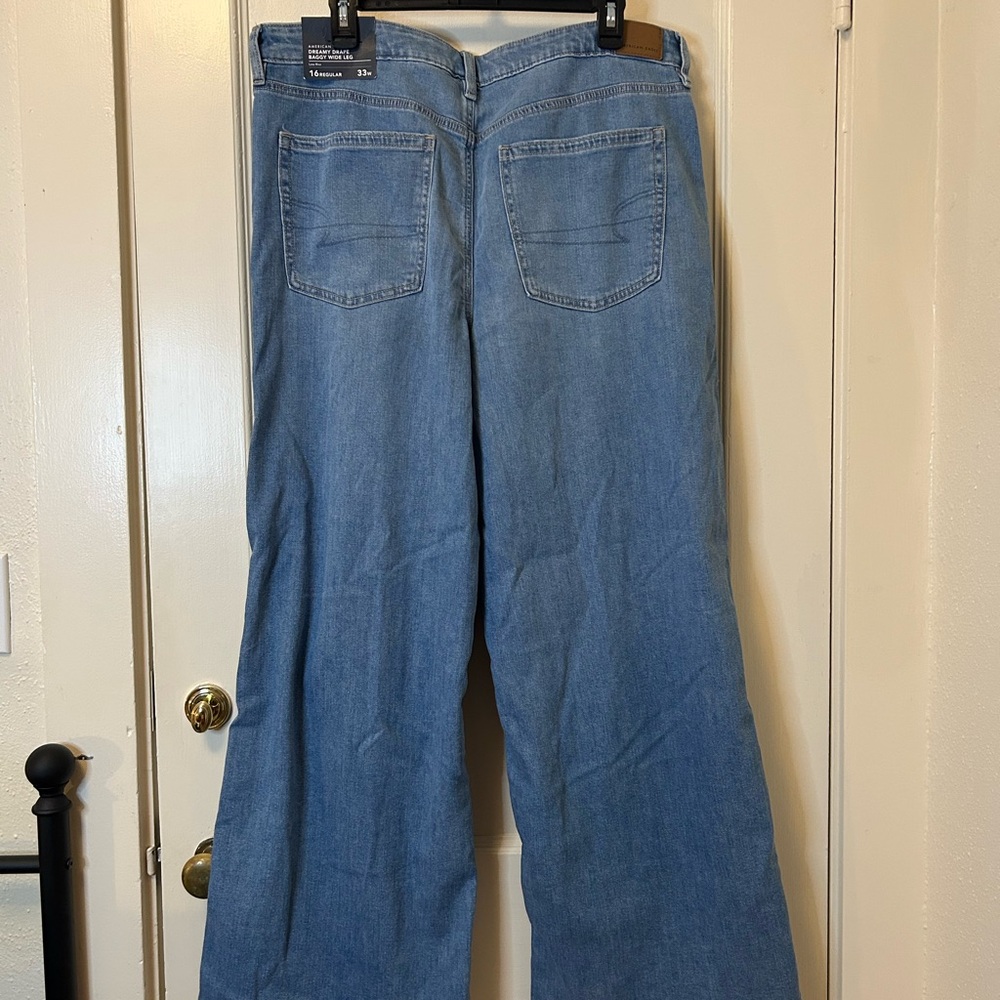 American Eagle Low Rise Dreamy Drape Jeans - Picture 2 of 11